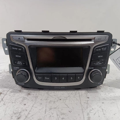 Audio Equipment Radio AM-FM-stereo-CD-MP3 US Market Fits 15-17 Hyundai Accent