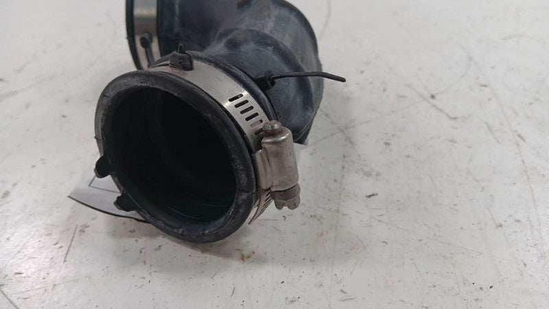 Chevy Volt Air Cleaner Tube Intake Hose  2011 2012 2013 2014 2015 OEM