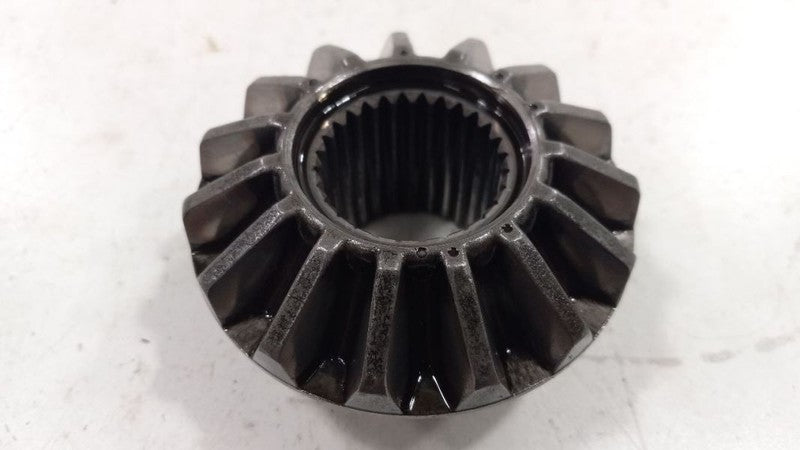 Chevy Trailblazer Rear Axle Differential Side Gear 2004 2005 2006 2007