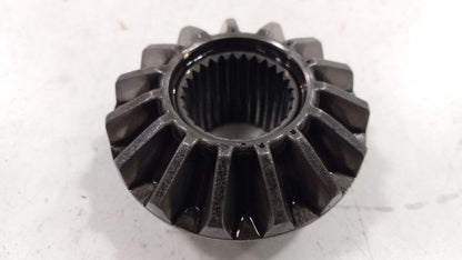Chevy Trailblazer Rear Axle Differential Side Gear 2004 2005 2006 2007