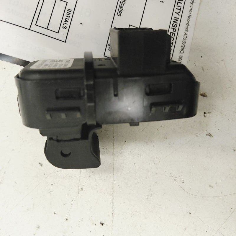 Chevy Volt Power Window Switch Right Passenger Rear  2019 2018 2017 20