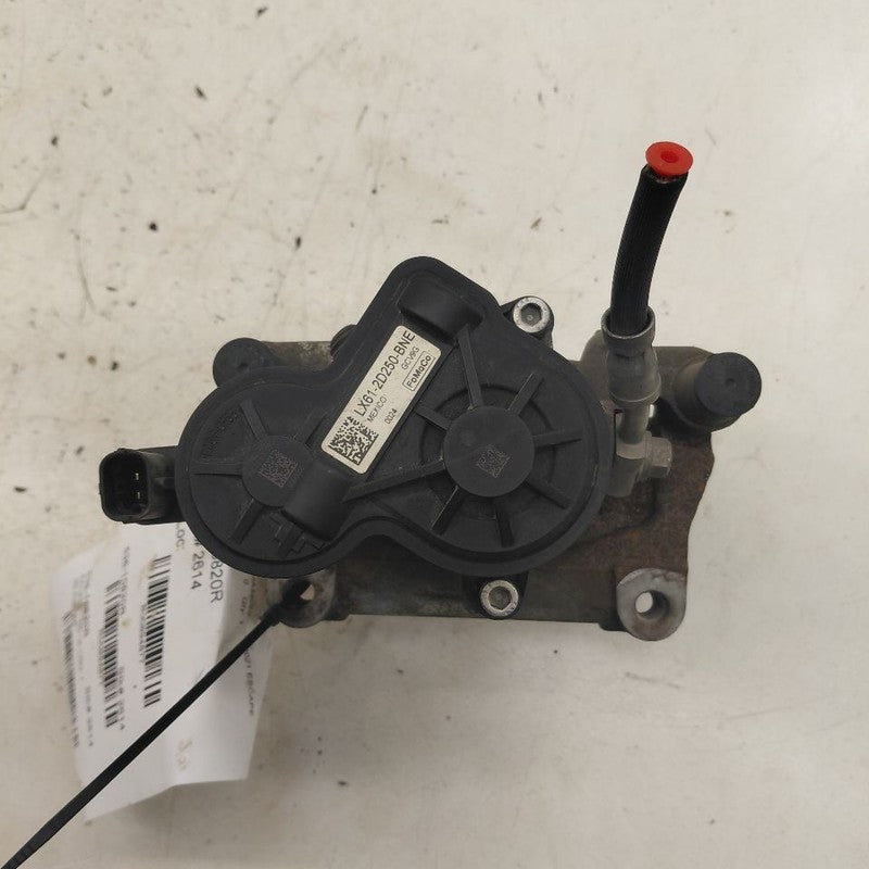 Passenger Right Rear Brake Caliper Fits 20-24 Lincoln Corsair