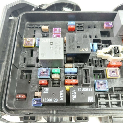 Fuse Box Wire Harness Junction Engine ID 84586306 Fits 19-21 Chevy Malibu