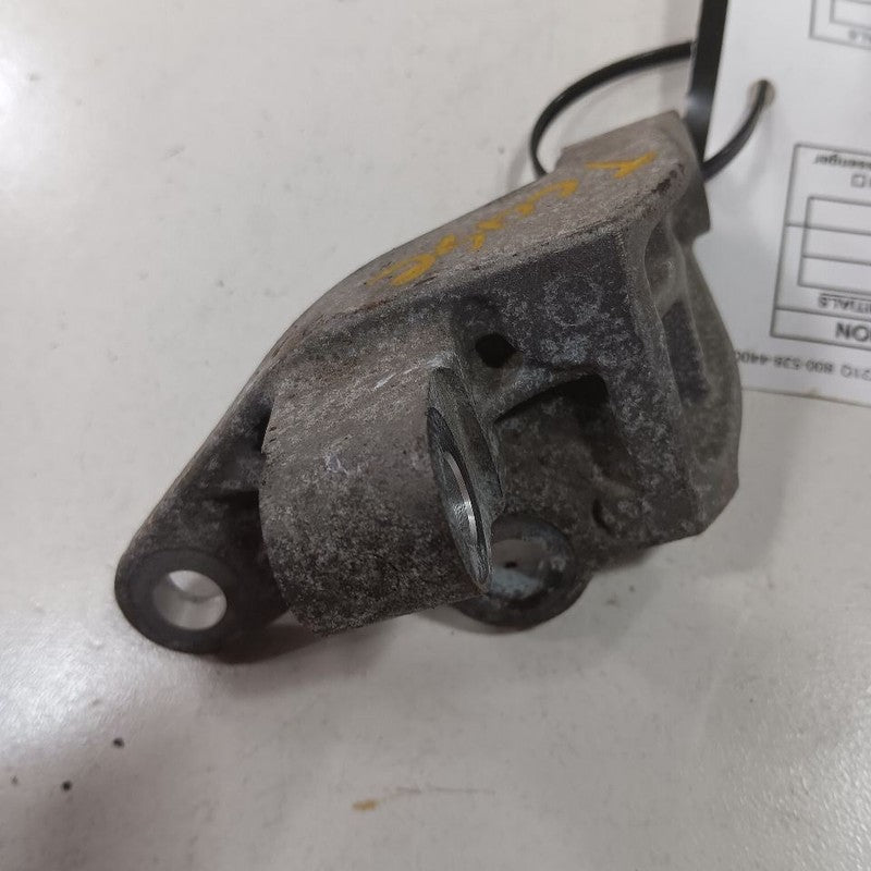 Chevy Trailblazer Transfer Case Mount Bracket 2021 2022 2023 OEM