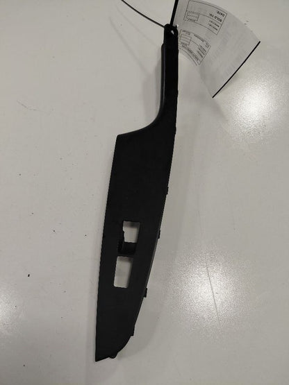 Hyundai Tucson Window Switch Bezel Trim Right Front 2016 2017 2018 OEM