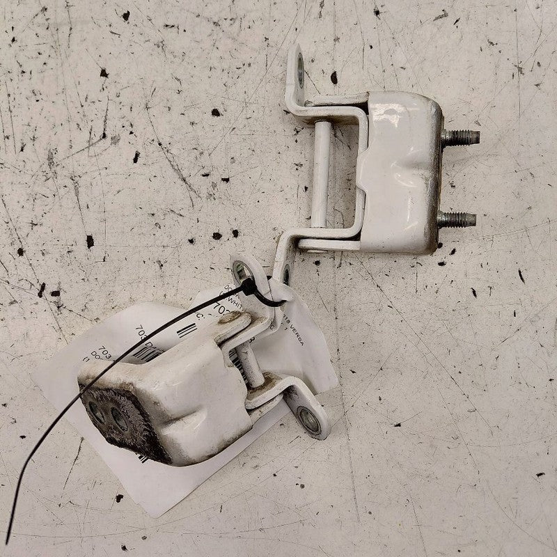 Nissan Versa Note Door Hinge Set Right Rear Passenger  2019 2018 2017