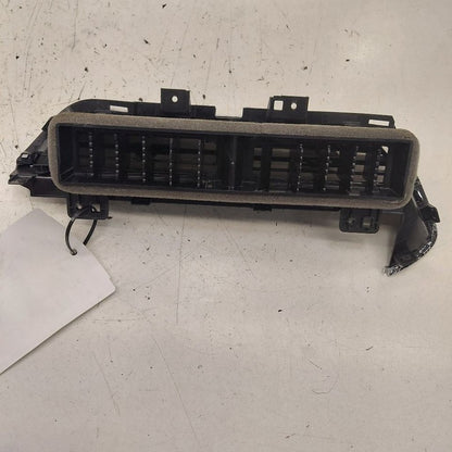 Chevy Trax Dash Air Vent Center Middle  2025 2024