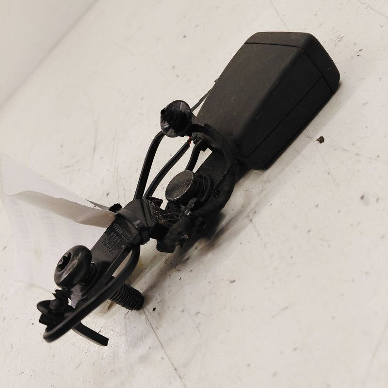 Ford Escape Seat Belt Buckle Latch Right Passenger Rear Back  2022 202