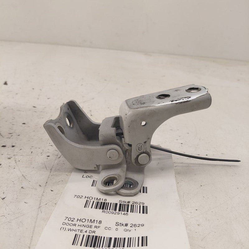 Honda CR-V Door Hinge Set Right Front Passenger  2019 2018 2017