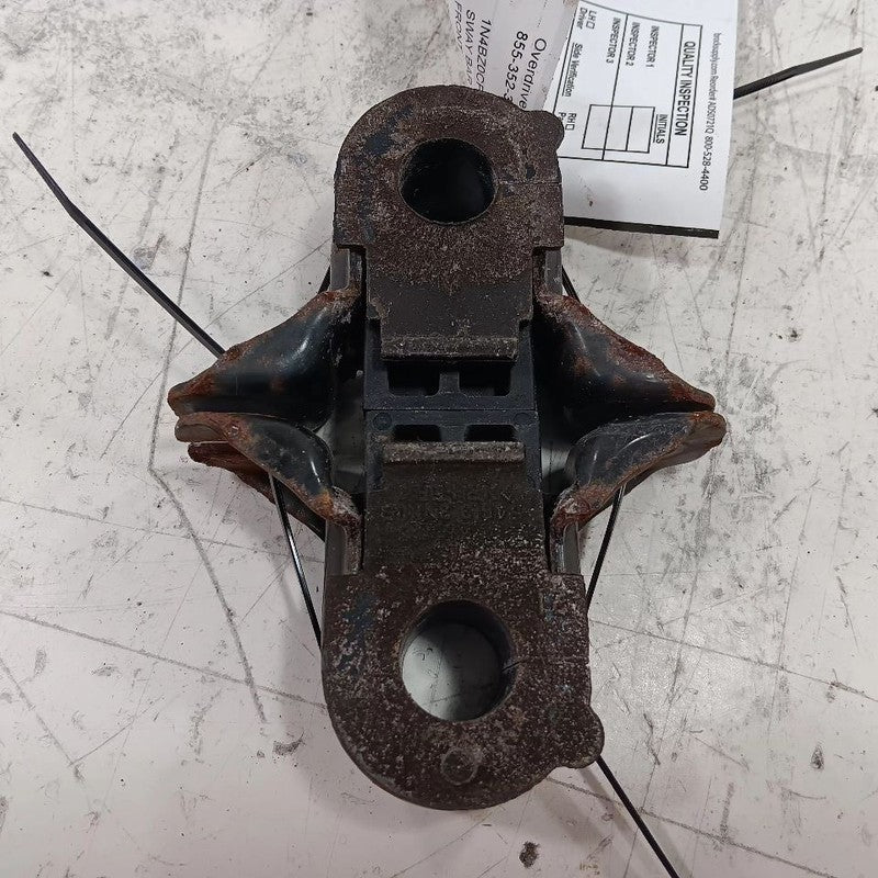Nissan LEAF Sway Bar Bushing Mounting Bracket  2013 2014 2015 2016 201