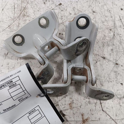 Kia Forte Door Hinge Set Right Rear Passenger  2015 2016 2017 2018