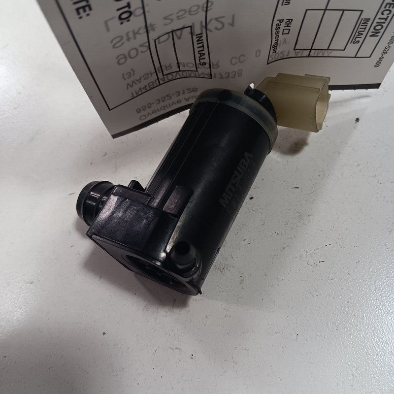 Nissan Altima Windshield Washer Wash Fluid Reservoir Motor Pump Electr