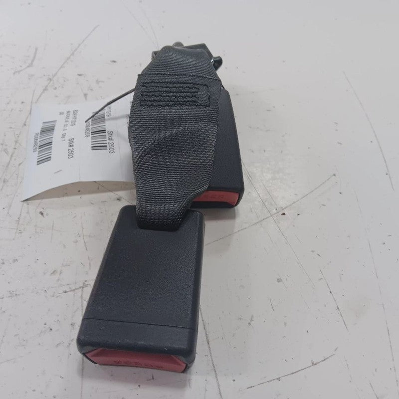 Hyundai Elantra Seat Belt Buckle Latch Left Rear Back  2017 2018 2019 