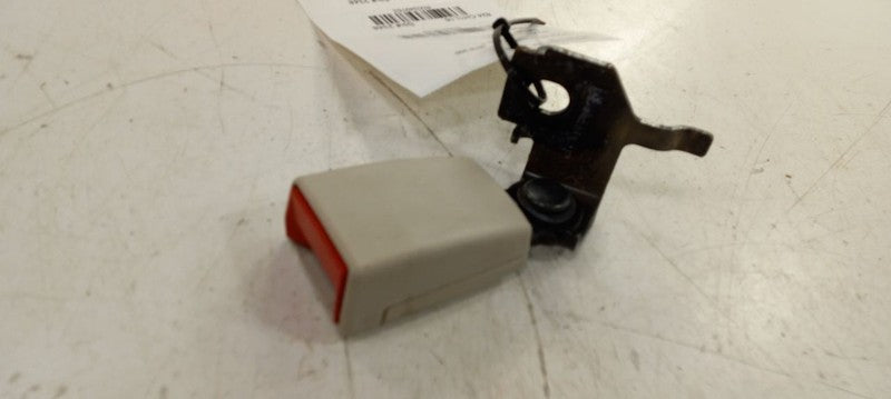 Chrysler 200 Seat Belt Buckle Latch Left Rear Back 2015 2016 2017