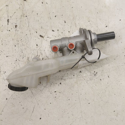 Brake Master Cylinder Fits 14-21 Mazda 6