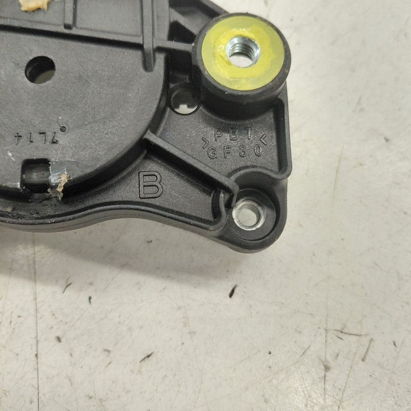 Driver Left Front Window Regulator Track Fits 17-21 Honda Clarity