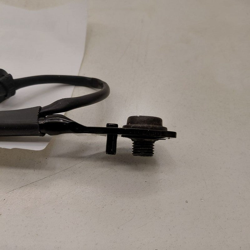 Front Passenger Right Front Seat Belt Buckle Latch Fits 18-24 Chevy Eq