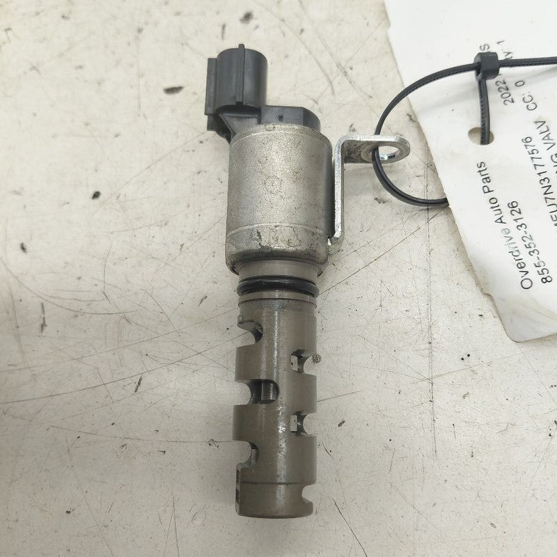 Toyota Prius Variable Timing Gear Oil Control Valve Solenoid Cylinder 