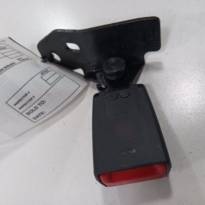 Jeep Renegade Center Rear Back Seat Belt Buckle Latch  2017 2018 2019 2020