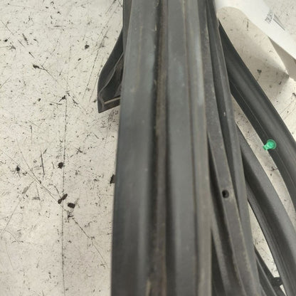 Nissan Versa Note On Door Seal Rubber Left Driver Front  2019 2018 201