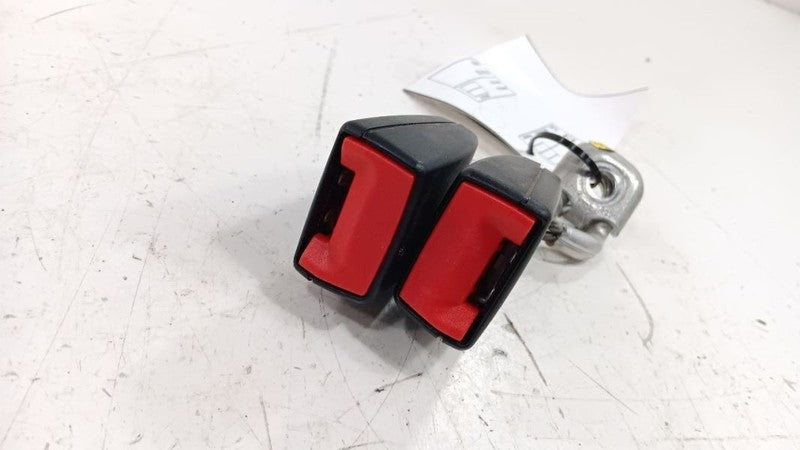 Volkswagen Golf Seat Belt Buckle Latch Left Rear Back 2010 2011 2012 2013