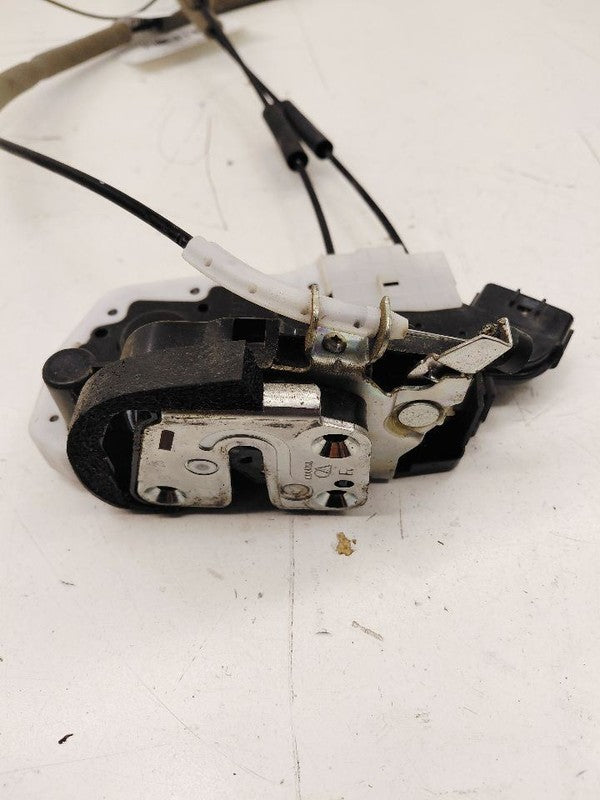 Nissan Maxima Door Latch Lock Right Passenger Front  2018 2017 2016 OE