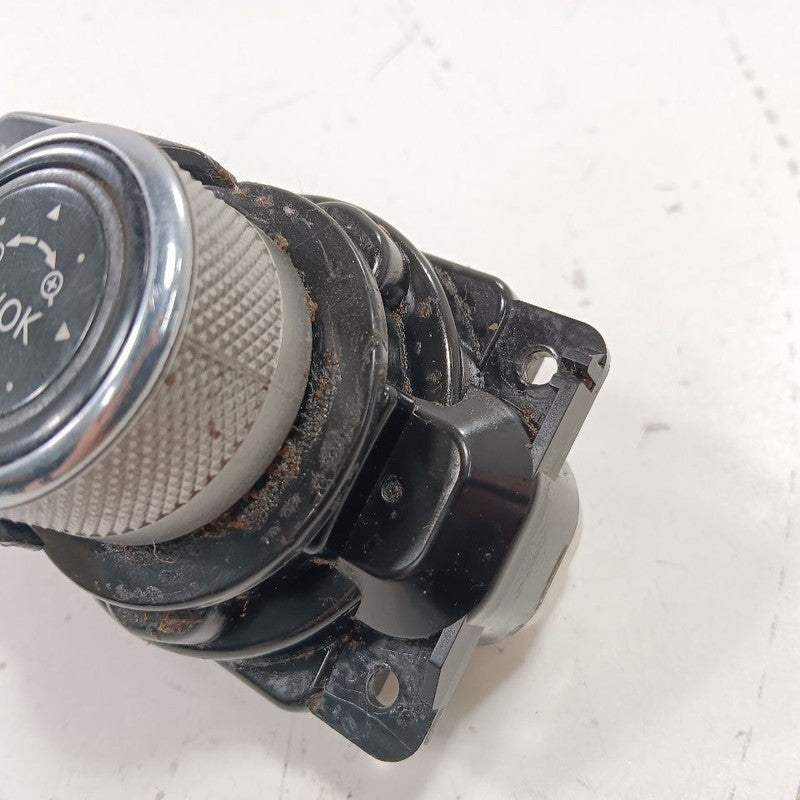 INFINITI Q50 Console Media Switch {283952V73A} 2014 2015 2016 2017 201