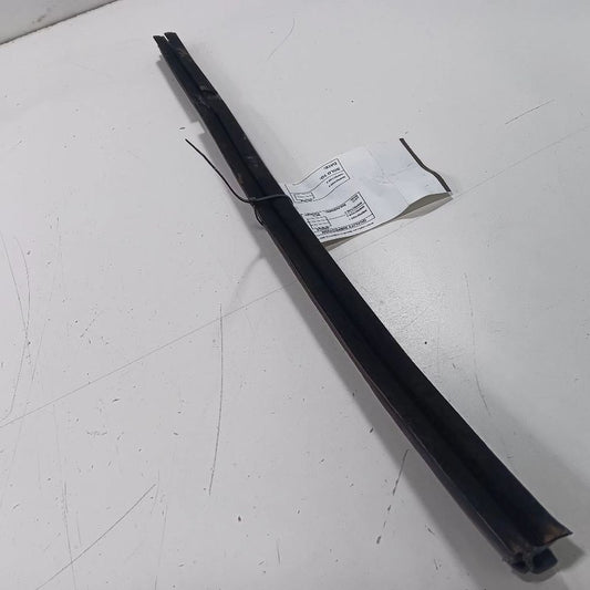 Buick Encore Left Rear Weather Strip Interior  2018 2019 2020