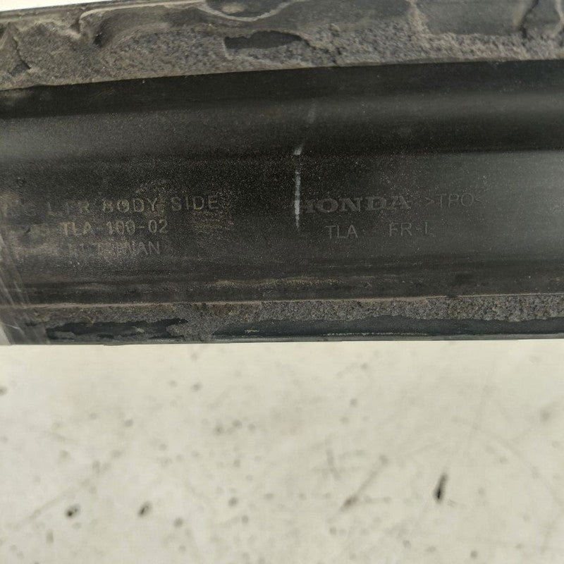 Honda CR-V Door Molding Trim Strip Left Driver Front  2019 2018 2017