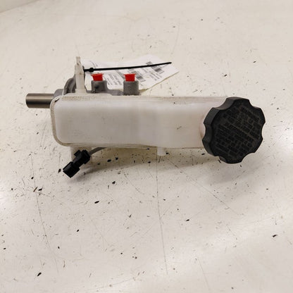 Brake Master Cylinder Fits 17-22 Kia Sportage