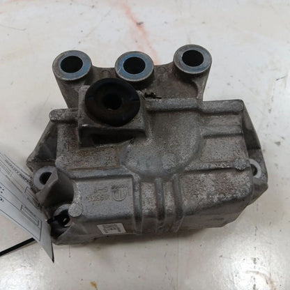 Jeep Compass 2.4 Engine Motor Mount Right Passenger  2021 2020 2019 2018 2017