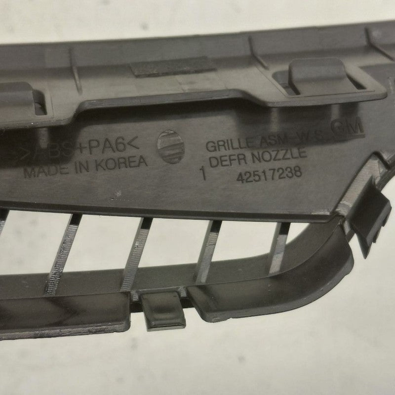 Buick Encore GX Defrost Vent Center Middle  2022 2023 2024 2025