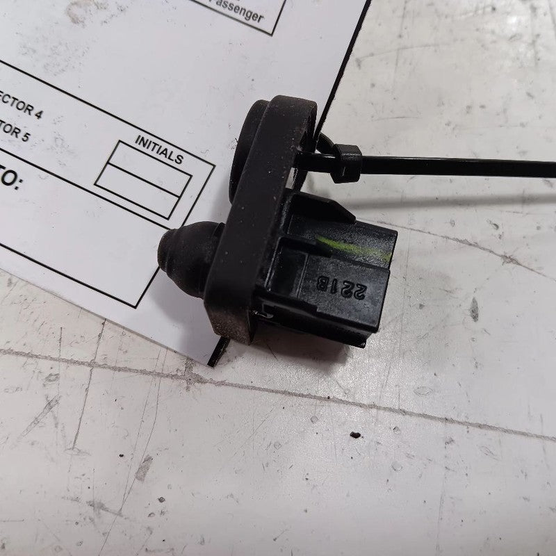 Nissan Kicks Door Ajar Switch Door Open Dome Light Switch  2021 2022 2