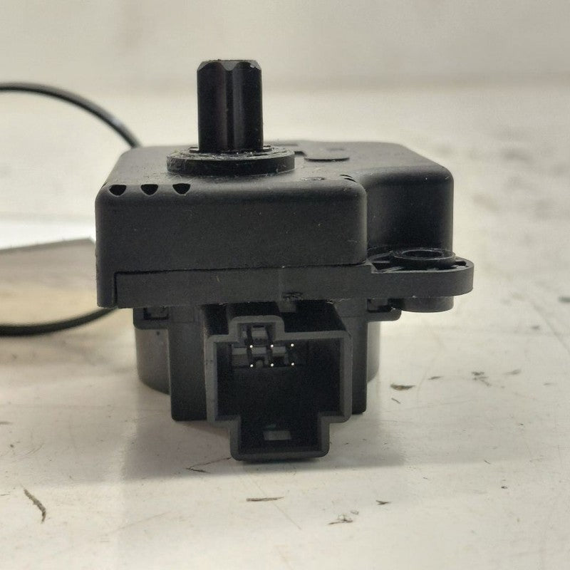 Cadillac CT6 Flap Door Motor Heater AC Door Actuator {GF875001} 2018 2
