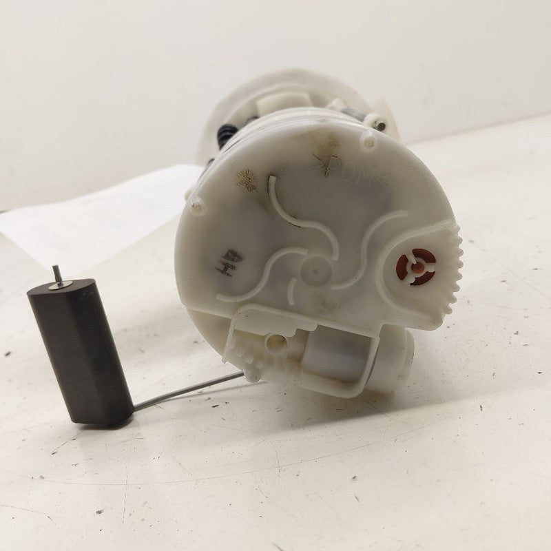 Gas Fuel Pump Assembly Tank Mounted 2.4L Fits 15-21 Jeep Renegade