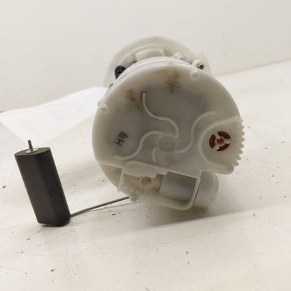 Gas Fuel Pump Assembly Tank Mounted 2.4L Fits 15-21 Jeep Renegade