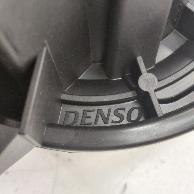Blower Motor Fits 15-23 Jeep Renegade