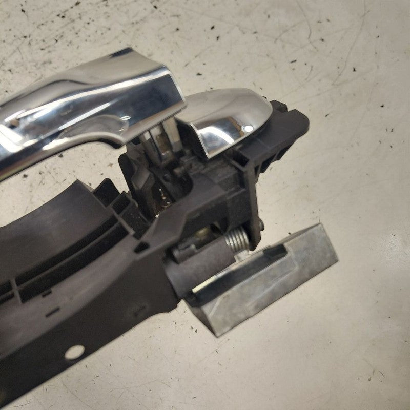 Passenger Right Front Door Handle Exterior Fits 12-19 Nissan Versa
