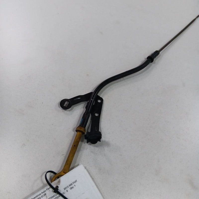 Fiat 500 Engine Oil Dipstick  2012 2013 2014 2015 OEM