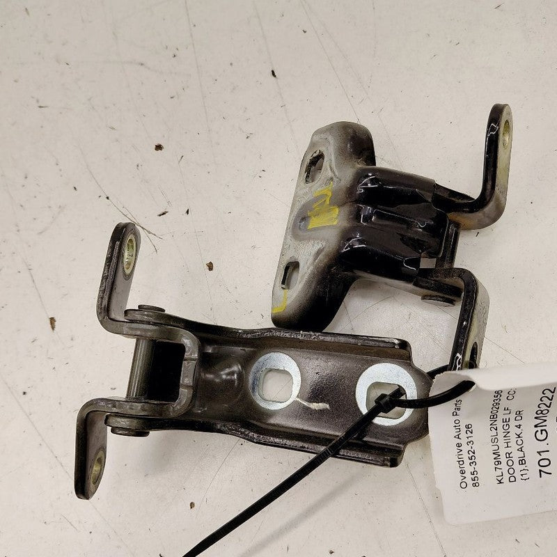 Chevy Trailblazer Door Hinge Set Left Front Driver  2023 2022 2021