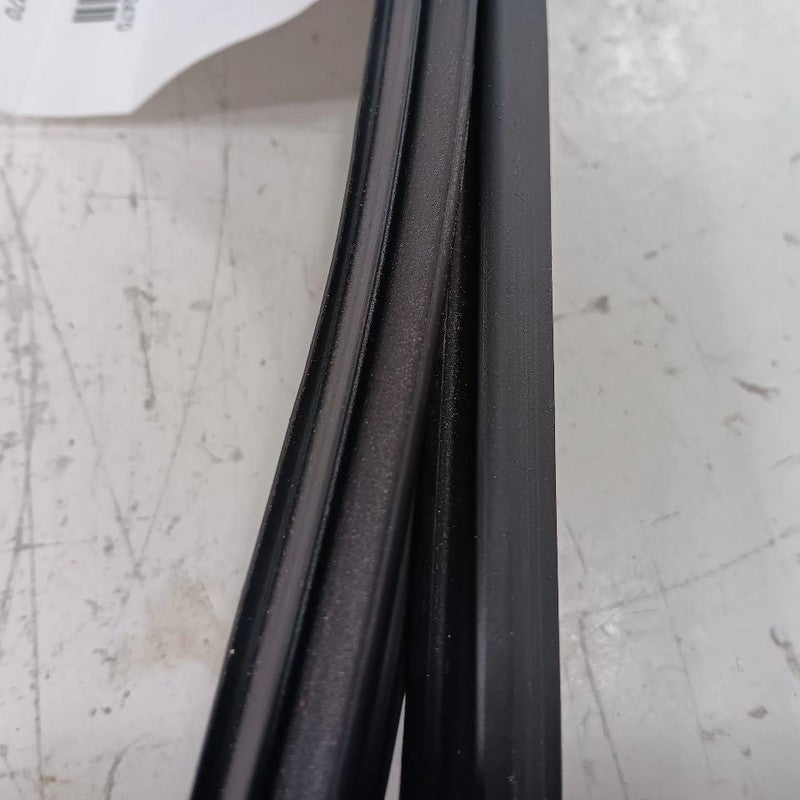 Subaru Legacy Door Glass Window Seal Rubber Left Rear Back  2020 2021 