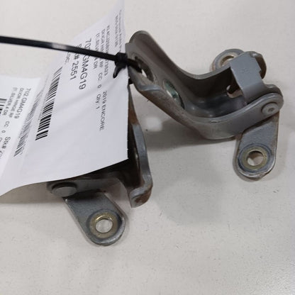 Buick Encore Door Hinge Set Right Front Passenger  2019 2018 2017
