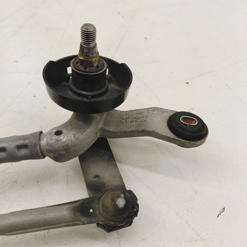Windshield Wiper Transmission Linkage VIN J 1st Digit Japan Built  17-