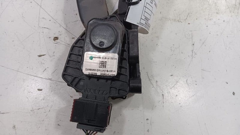 Fiat 500 Gas Pedal  2012 2013 2014 2015 2016 2017 OEM