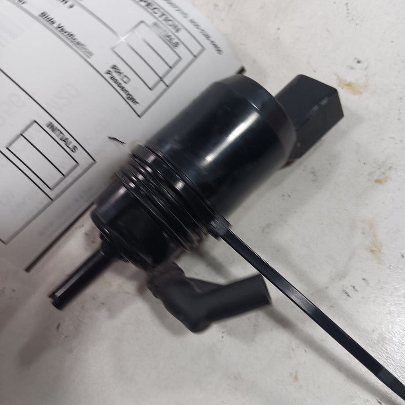 Chevy Malibu Windshield Washer Wash Fluid Reservoir Motor Pump Electric 2020