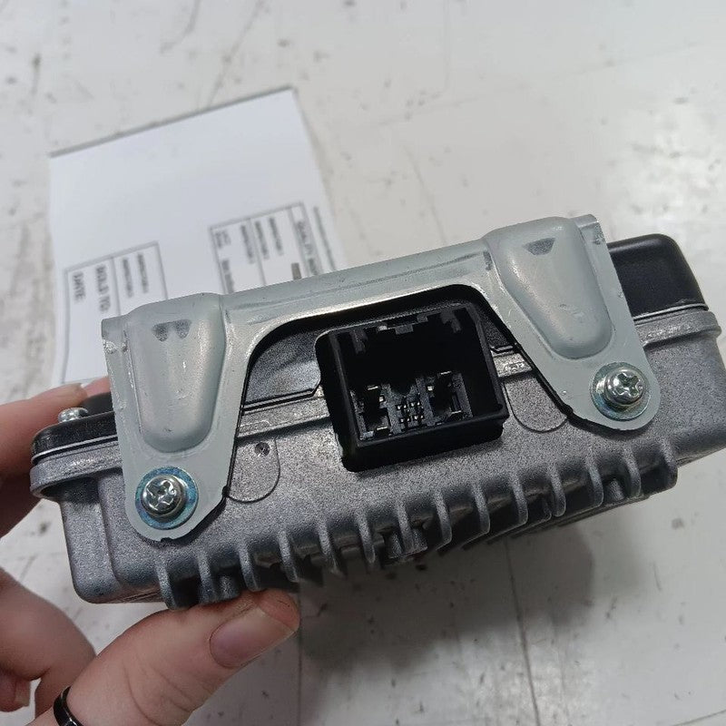 Converter Inverter Charger 51942594 Fits 15-23 Jeep Renegade OEM