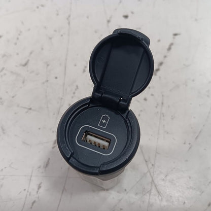 Kia Optima USB Charger Plug In Hub Port  2020 2019 2018 2017