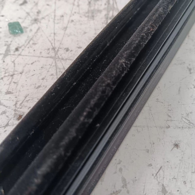 Jeep Compass Left Front Weather Strip Interior  2018 2019 2020 2021 20