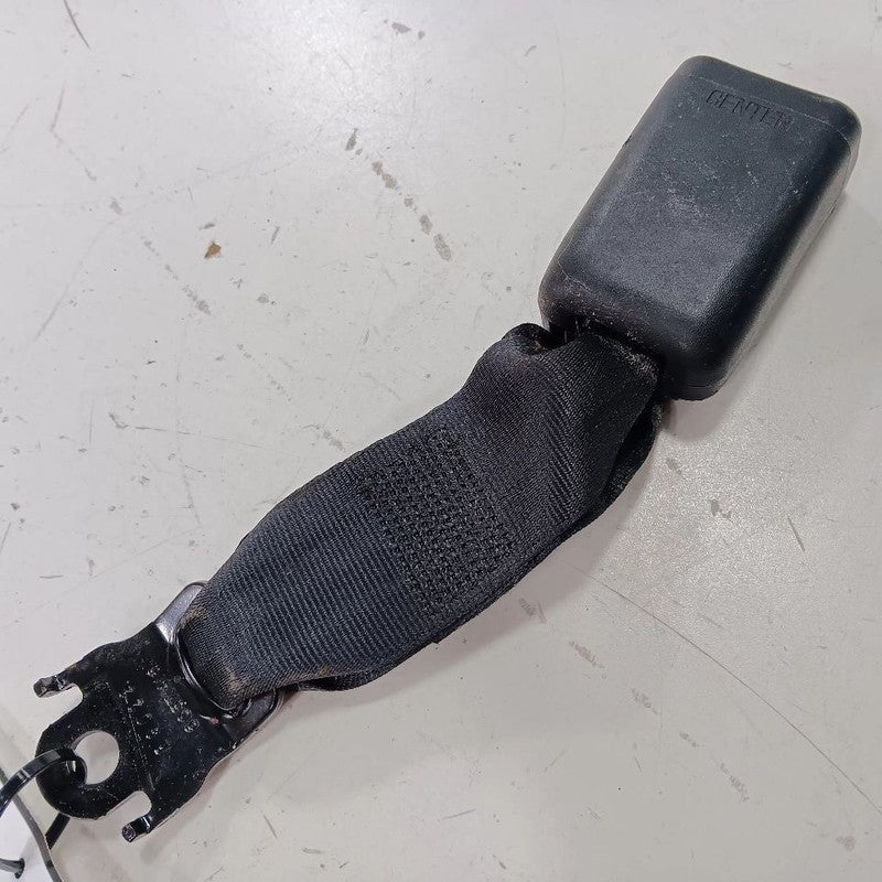 Kia Forte Center Rear Back Seat Belt Buckle Latch 2015 2016 2017 2018 