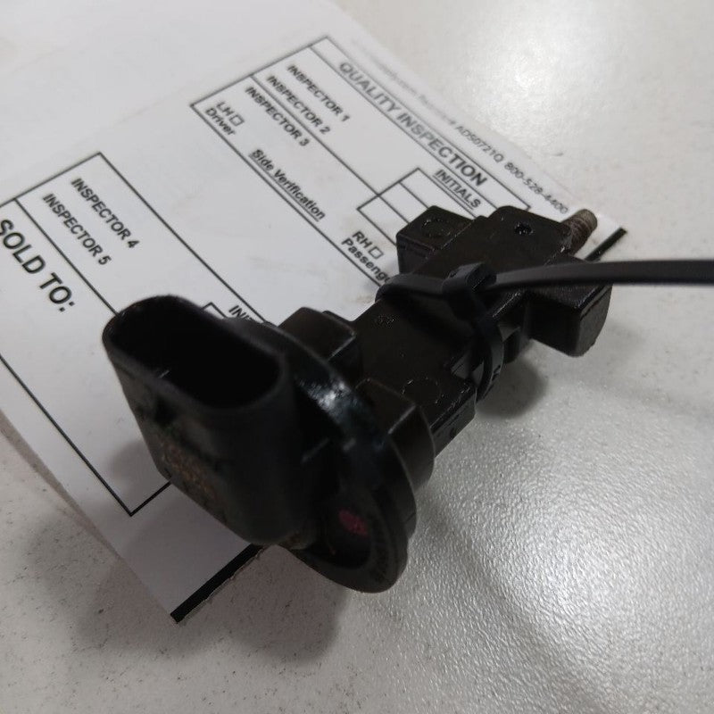 Chrysler 300 3.6 Camshaft Cam Shaft Position Sensor  2015 2016 2017 2018 2019